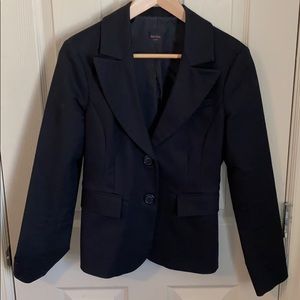 Talula Babaton, Blazer